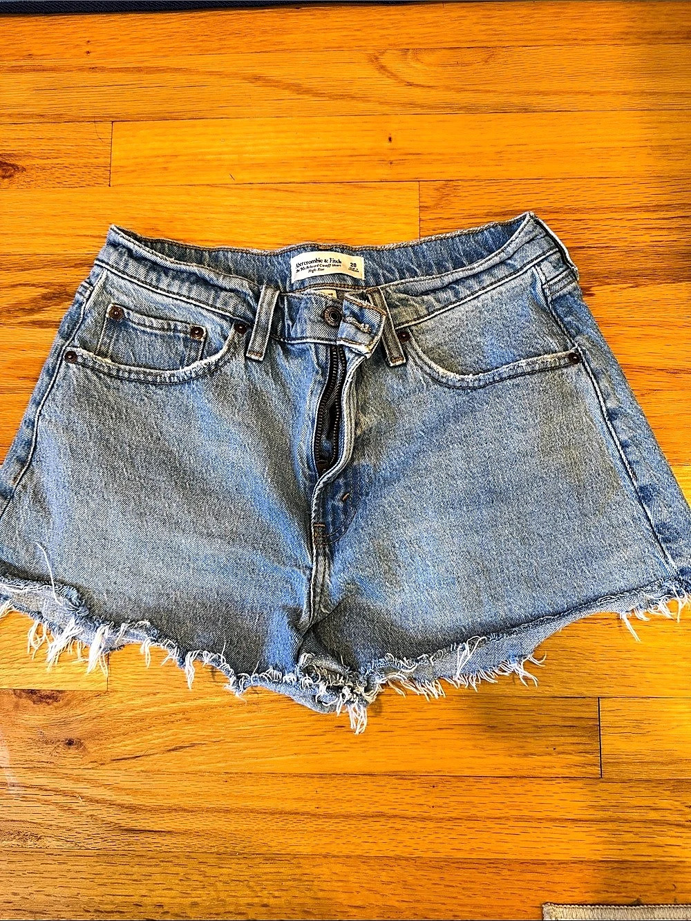 Abercrombie & Fitch Curve Love High Rise 90s Cutoff Short Blue Waist 28